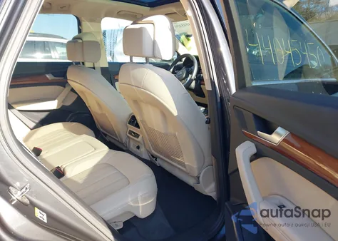 2021 Audi Q5 Premium Plus 45 Tfsi Quattro S Tronic from USA, damaged, VIN WA1BAAFY0M2071941